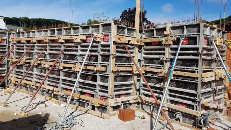 Bauarbeiten, Umbau & Maurerarbeiten – Beton & Rohbau