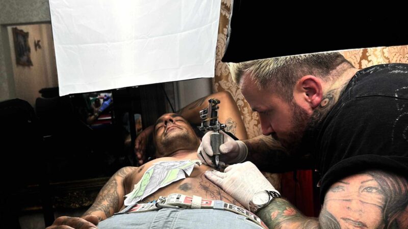 Tattoo-Aktion in Wien: 3–4 Stunden Tätowierung für 200 €