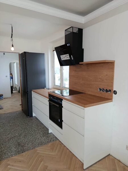 Danküchen Brigittenau / Tischlerei Mess – Küchenplanung, Küchenmontage und Tisch